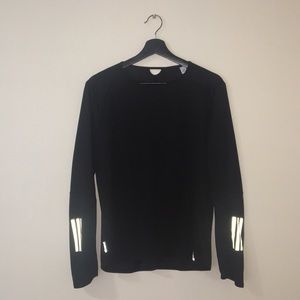 Women’s adidas climacool shirt💞